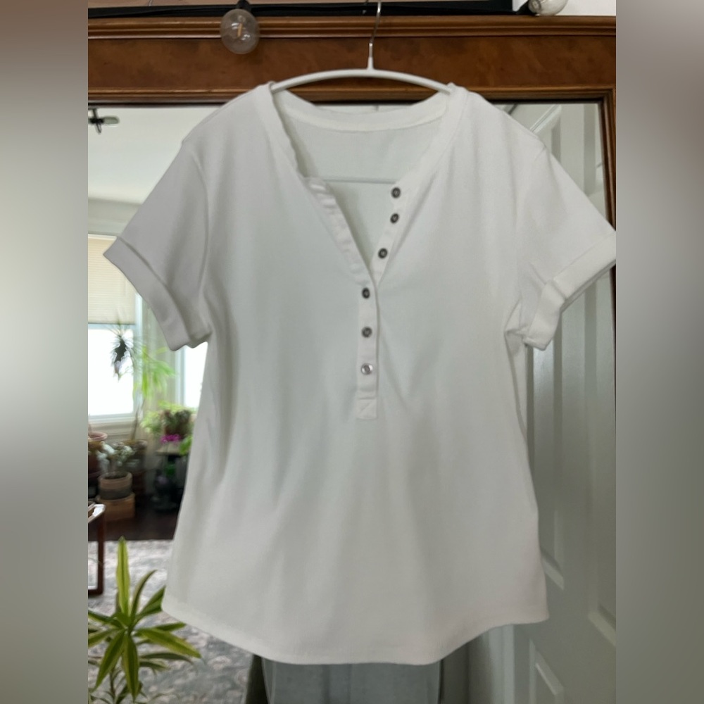 Women's White Button-Up Top